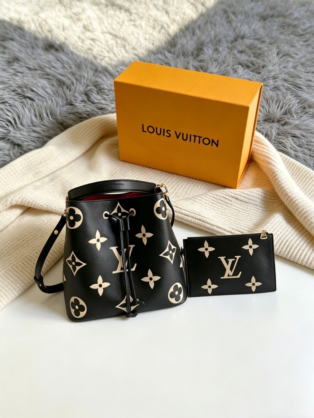 Louis Vuitton  MM Monogram Empreinte Black
